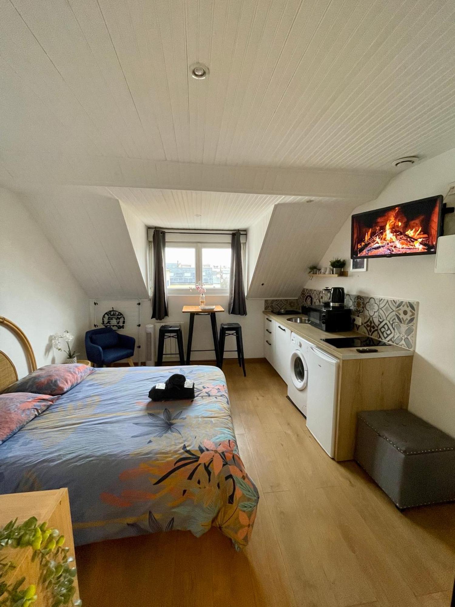 Blue Moon Apartment Saint-Nazaire  Luaran gambar